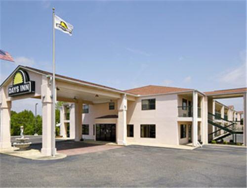 Days Inn By Wyndham Enterprise Eksteriør bilde